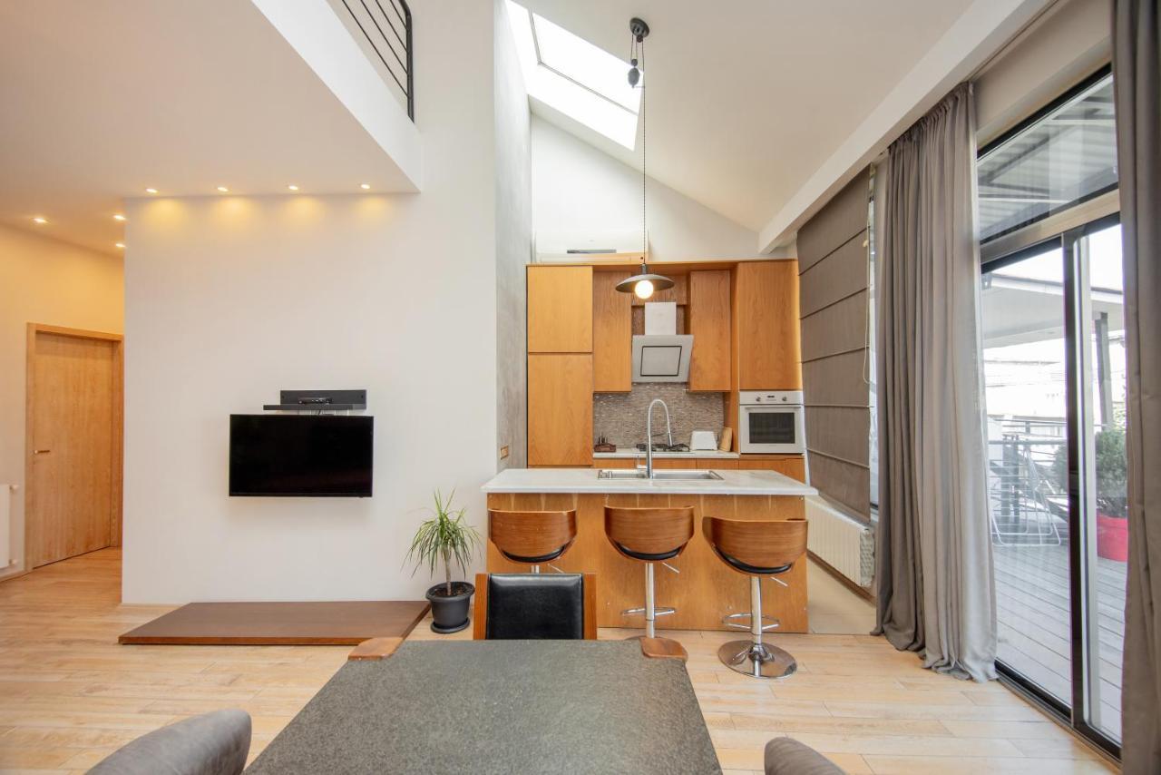 Luxury 4 Bedroom Apartment #1 In The City Center Of Tiflis Exterior foto