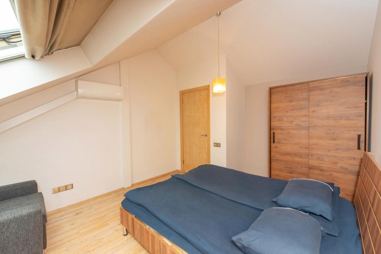 Luxury 4 Bedroom Apartment #1 In The City Center Of Tiflis Exterior foto